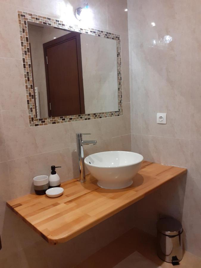 Lanobila Hotel Sinaia Ngoại thất bức ảnh