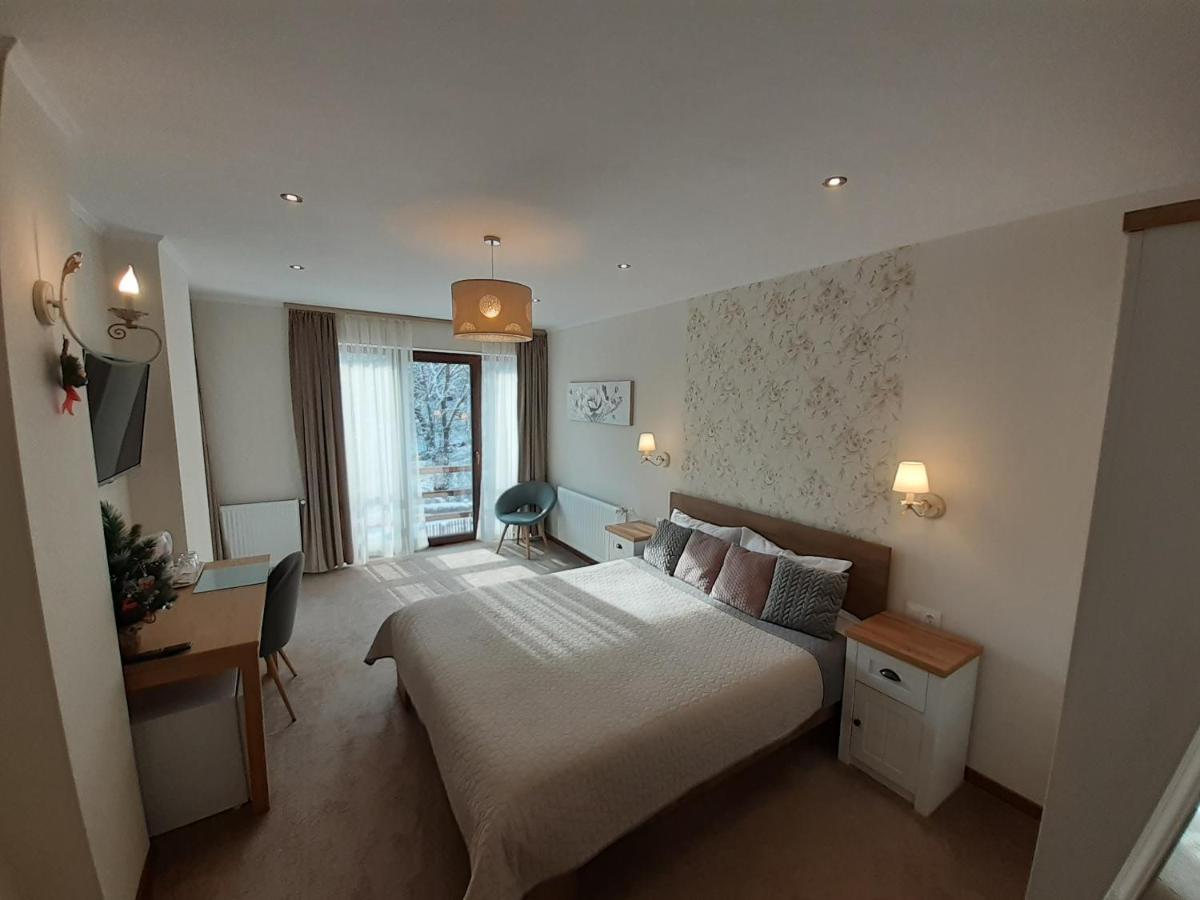 Lanobila Hotel Sinaia Ngoại thất bức ảnh