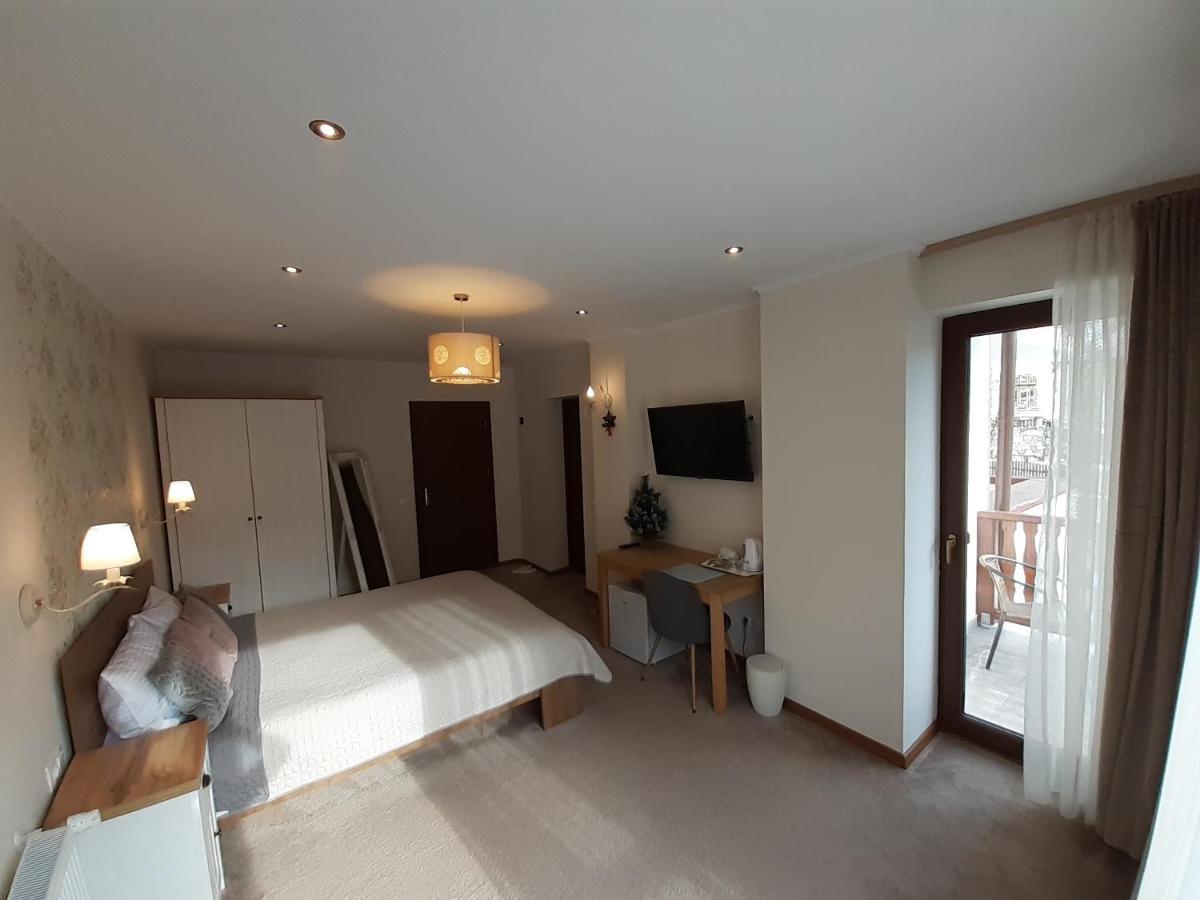 Lanobila Hotel Sinaia Ngoại thất bức ảnh