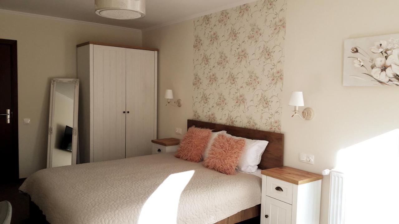 Lanobila Hotel Sinaia Ngoại thất bức ảnh
