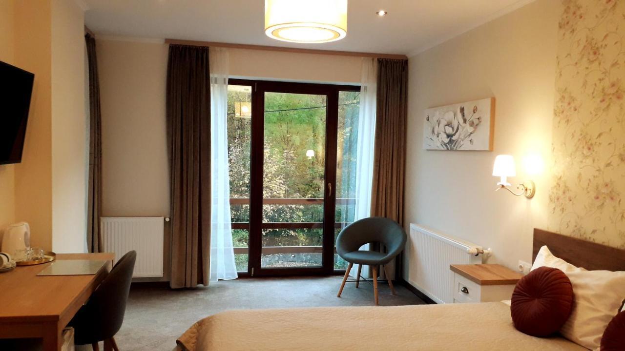 Lanobila Hotel Sinaia Ngoại thất bức ảnh