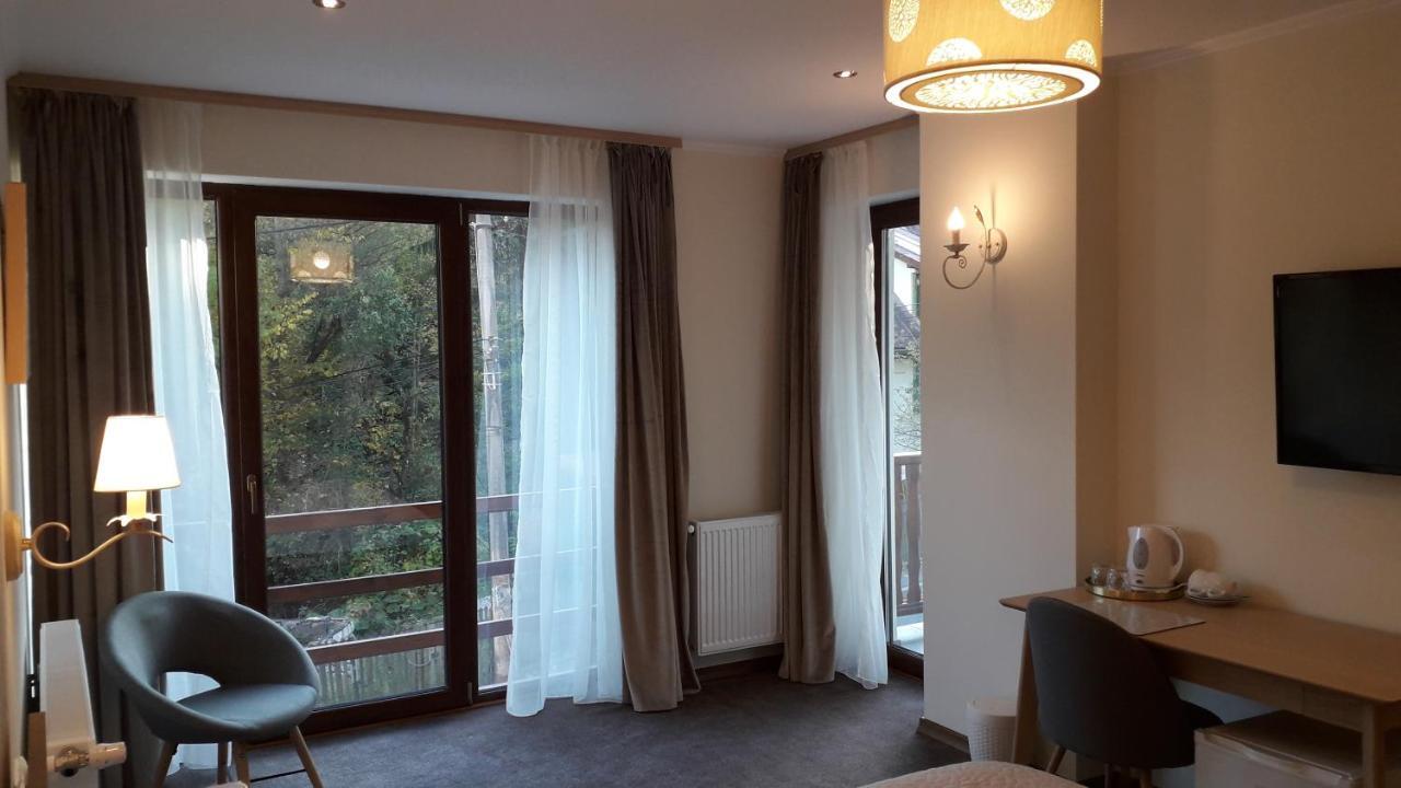 Lanobila Hotel Sinaia Ngoại thất bức ảnh