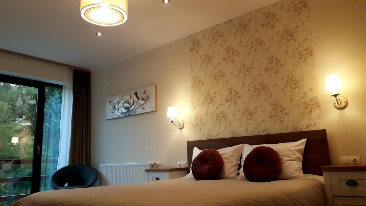 Lanobila Hotel Sinaia Ngoại thất bức ảnh